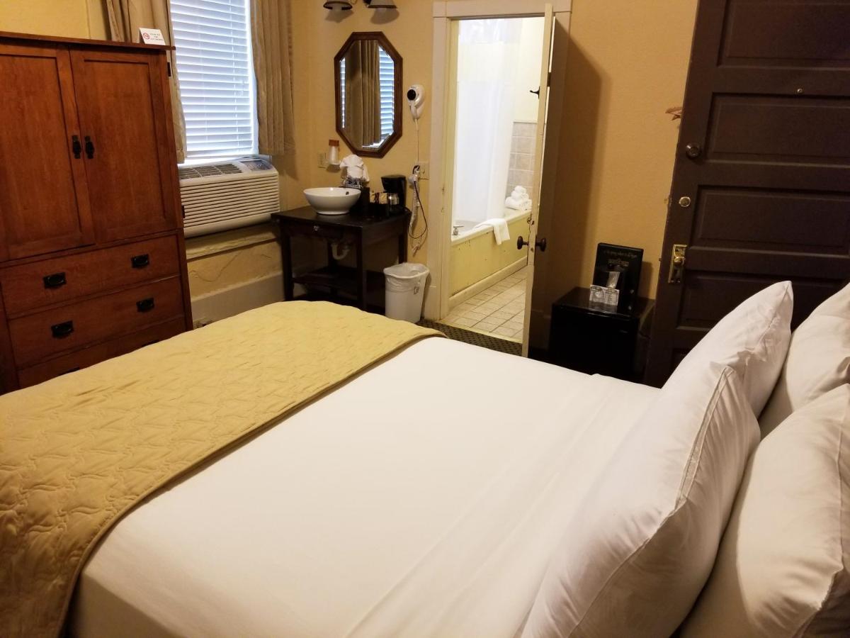 Standard Queen Room at Basin Park Hotel and Spa