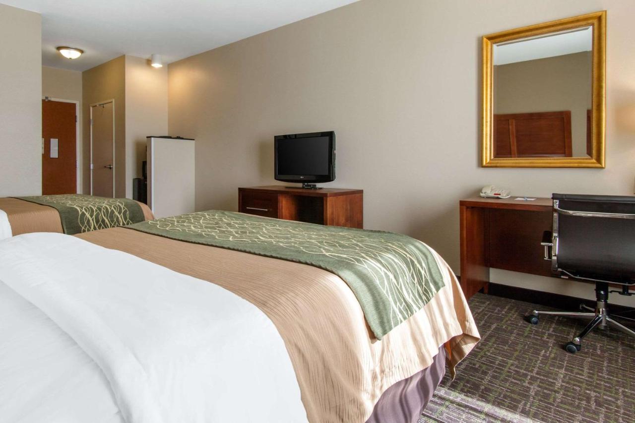 Queen Room with Two Queen Beds - Non-Smoking at Comfort Inn & Suites Norman near University