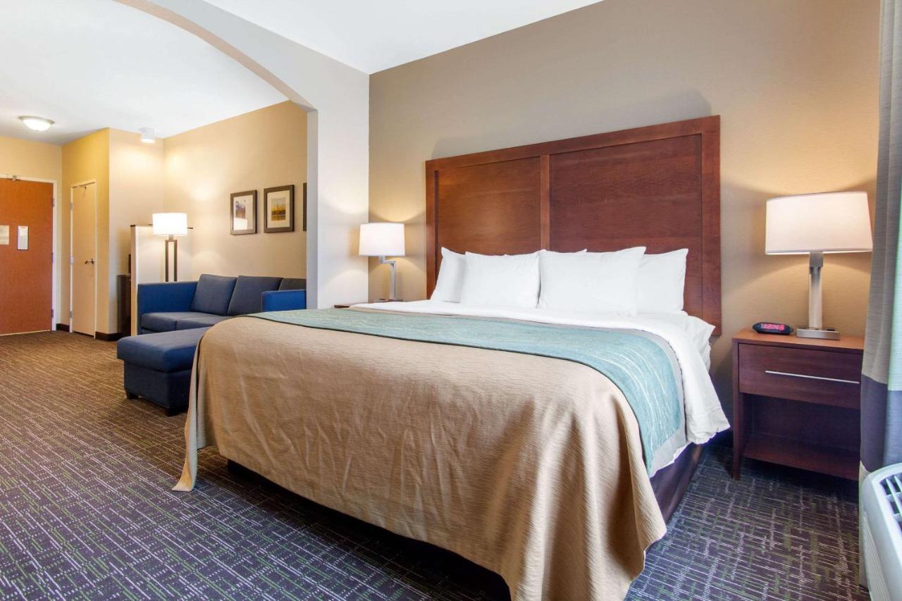 King Suite with Sofa Bed - Non-Smoking at Comfort Inn & Suites Norman near University