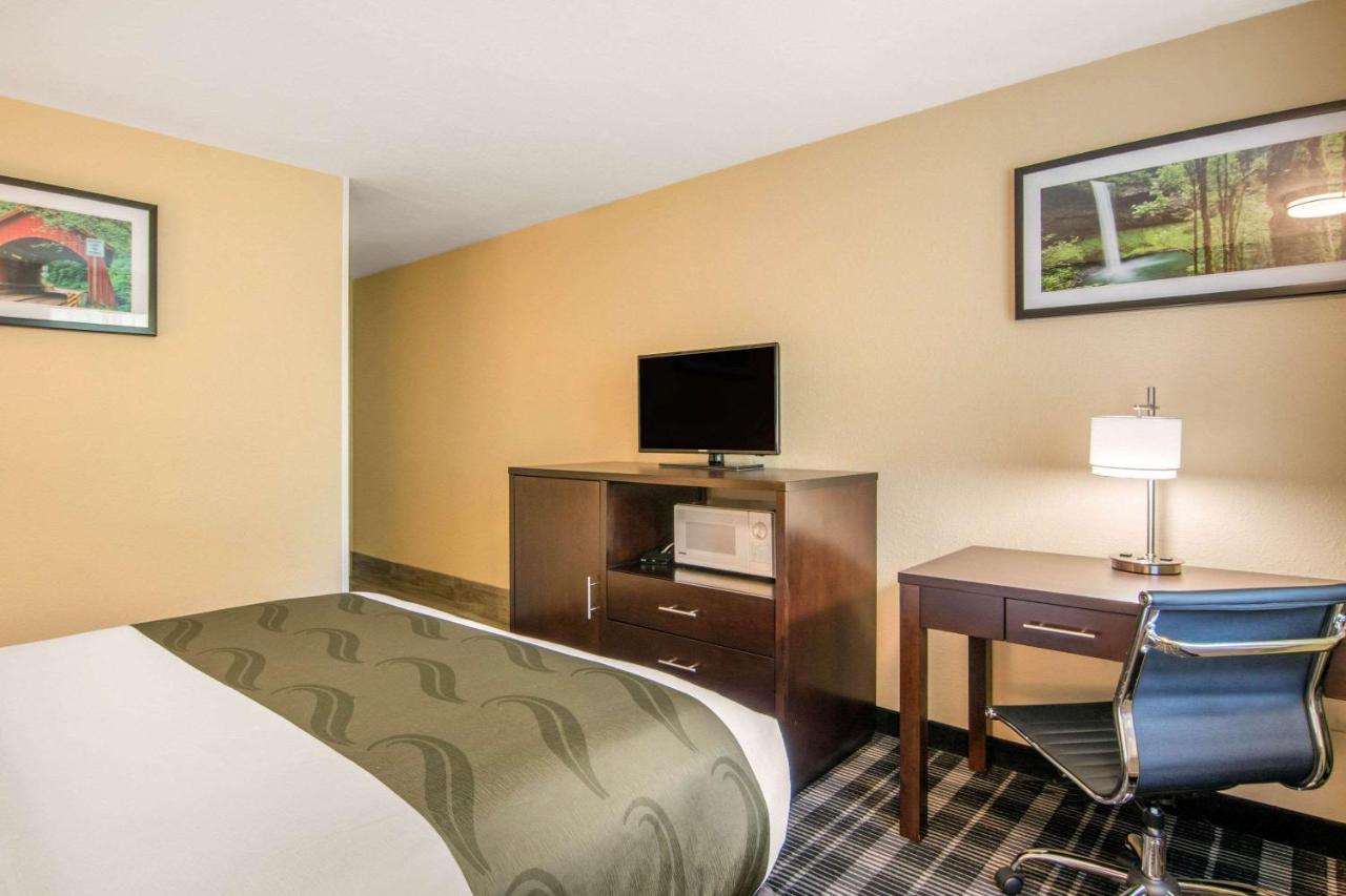 King Room - Disability Access/Non-Smoking at Quality Inn & Suites Albany Corvallis