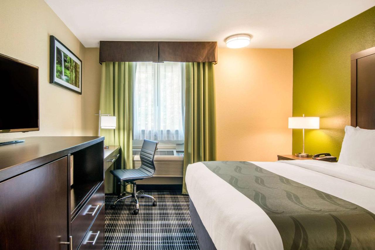 King Room - Disability Access/Non-Smoking at Quality Inn & Suites Albany Corvallis