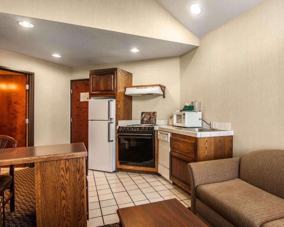 Efficiency King Suite with Sofa Bed at Comfort Suites Corvallis