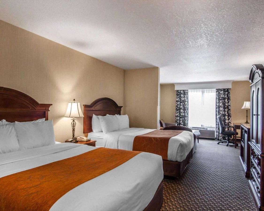 Queen Room with Two Queen Beds - Non-Smoking at Comfort Suites Corvallis