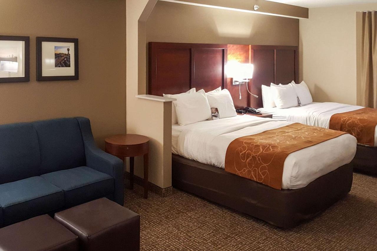 Room #49167904 at Comfort Suites Knoxville Airport