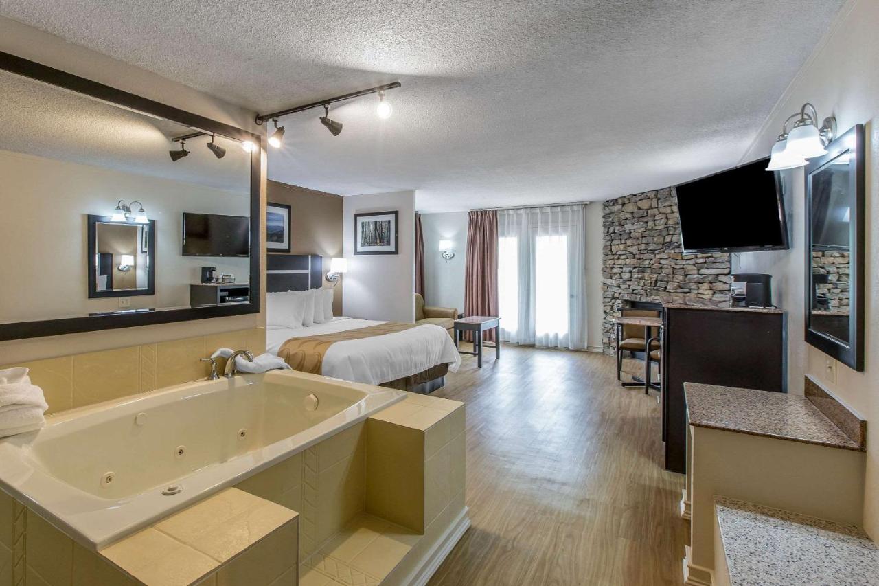 King Suite with Spa Bath and Wrap-Around Balcony at Quality Inn & Suites Gatlinburg North