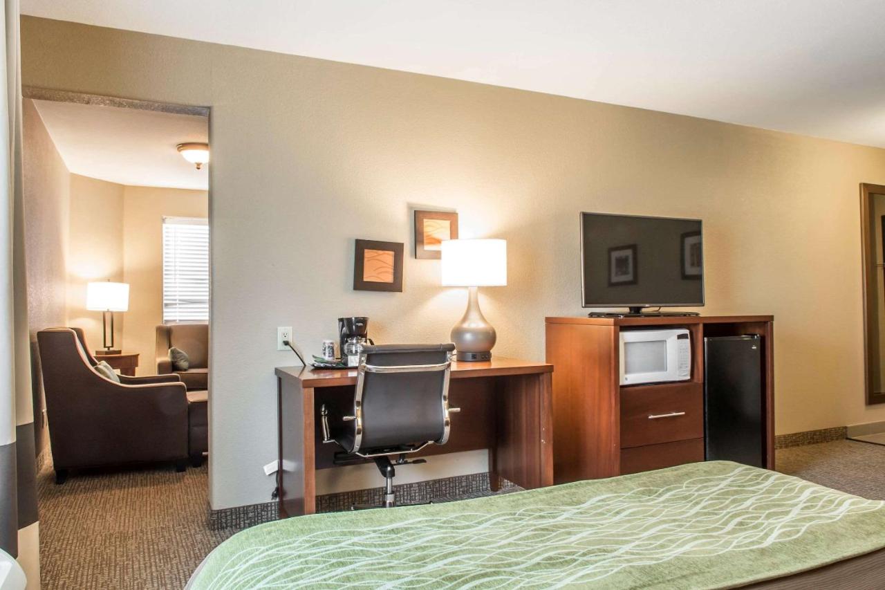 Suite with Two Queen Beds - Accessible/Non-Smoking at Comfort Inn Edinburg South