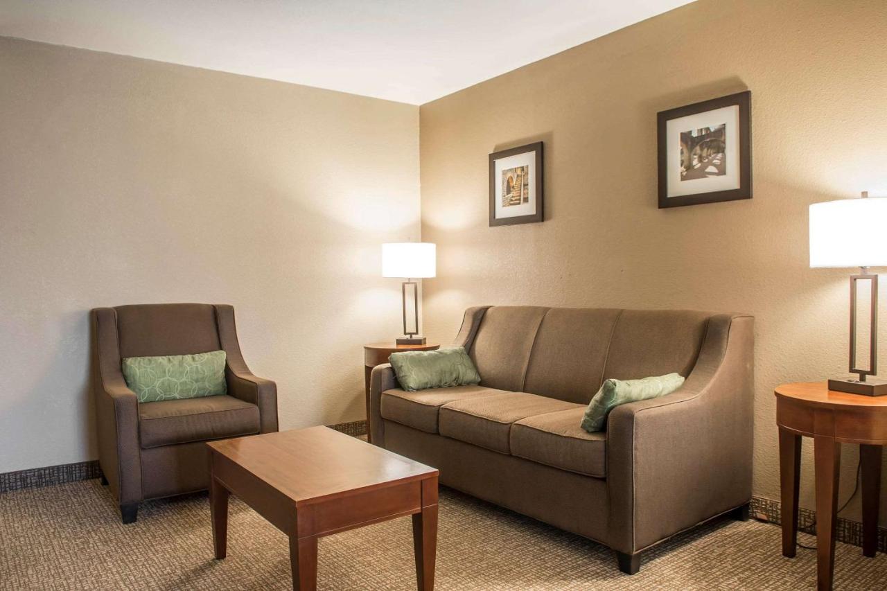 Suite with Two Queen Beds - Accessible/Non-Smoking at Comfort Inn Edinburg South