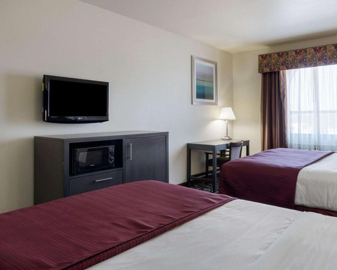Queen Room with Two Queen Beds - Non-Smoking at Quality Inn Buffalo