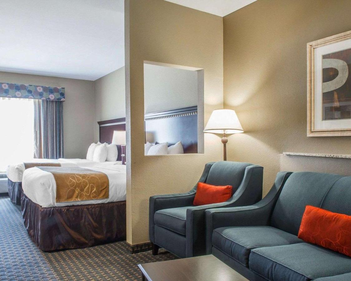 Room #29276208 at Comfort Suites Near Texas A&M University - Corpus Christi