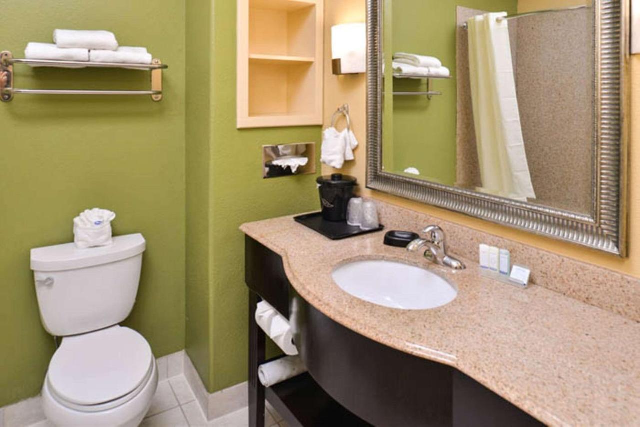 Suite with Sofa Bed at Sleep Inn & Suites Downtown Houston Near Convention Center