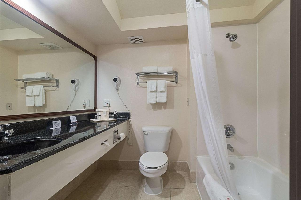 King Suite - Accessible/Non-Smoking at Quality Inn & Suites West Chase