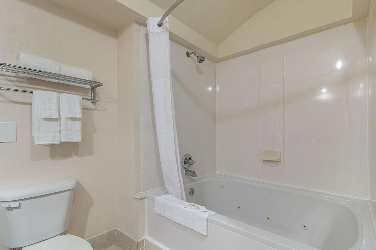 King Suite - Accessible/Non-Smoking at Quality Inn & Suites West Chase