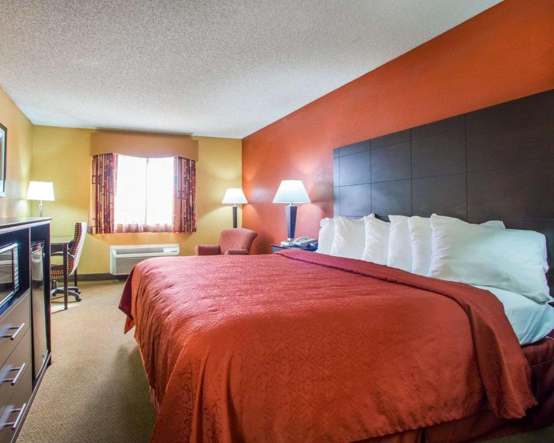 King Room - Non-Smoking at Quality Inn & Suites