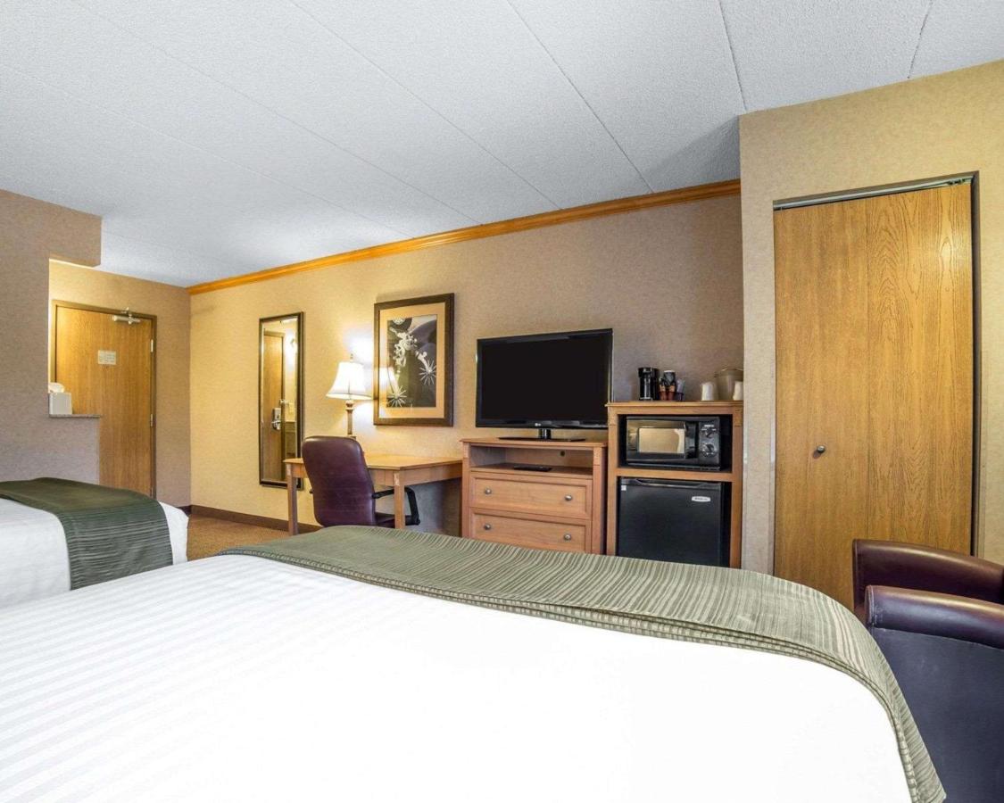 Queen Room with Two Queen Beds - Non-Smoking at Quality Inn & Suites Casper near Event Center