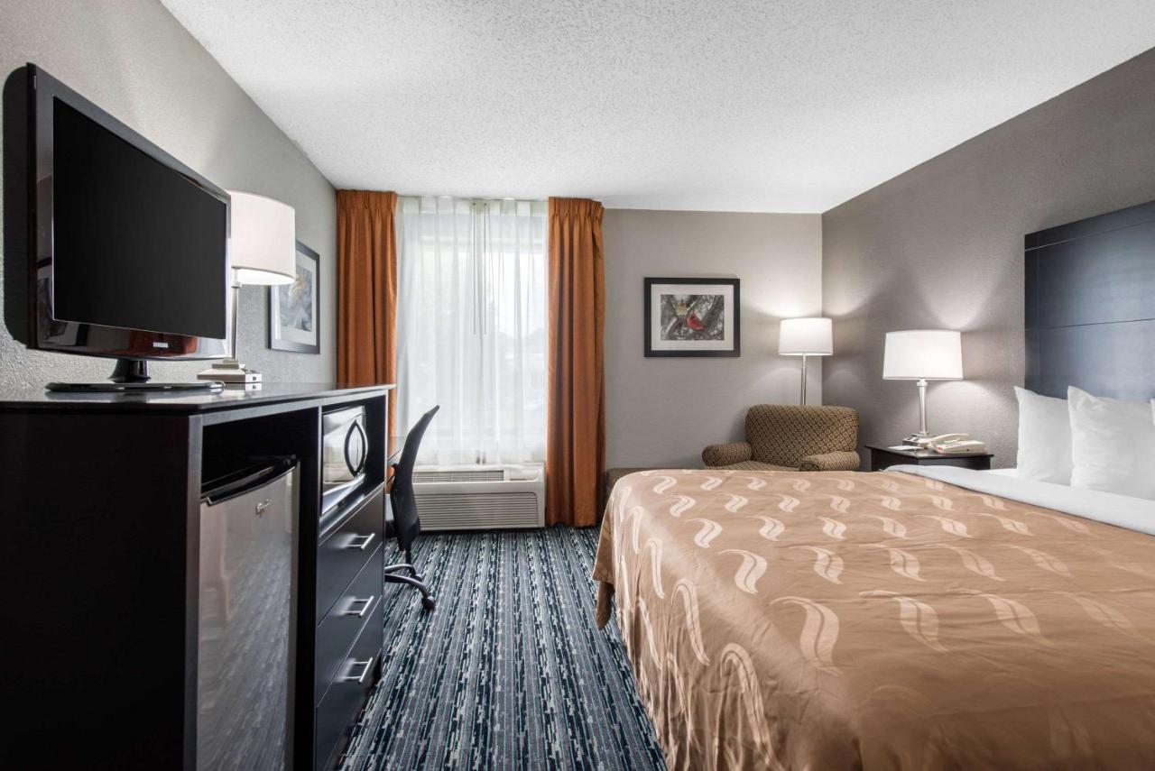 King Room - Non-Smoking at Quality Inn & Suites Brownsburg - Indianapolis West