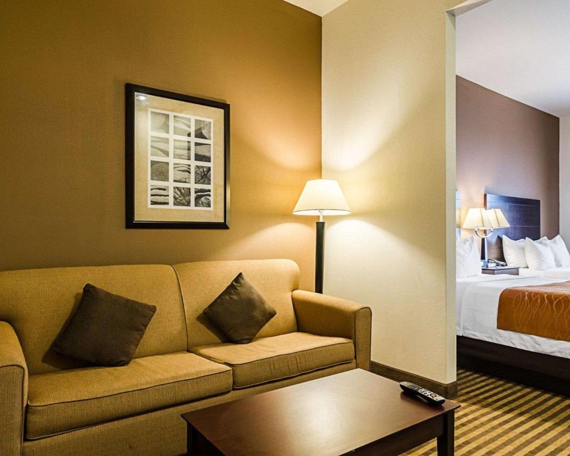 Queen Suite with Two Queen Beds - Non-Smoking at Comfort Inn & Suites Lawrence - University Area