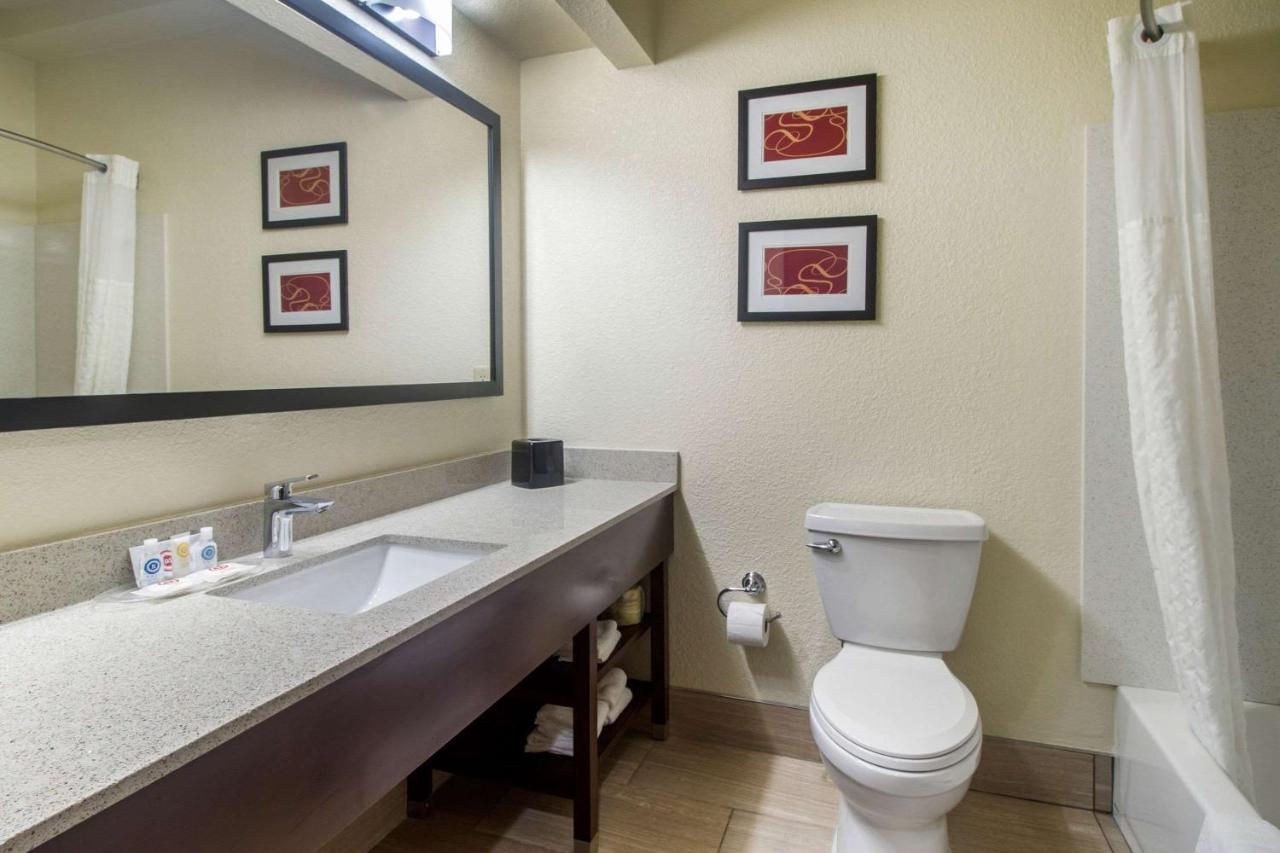 Queen Suite with Two Queen Beds at Comfort Suites Danville