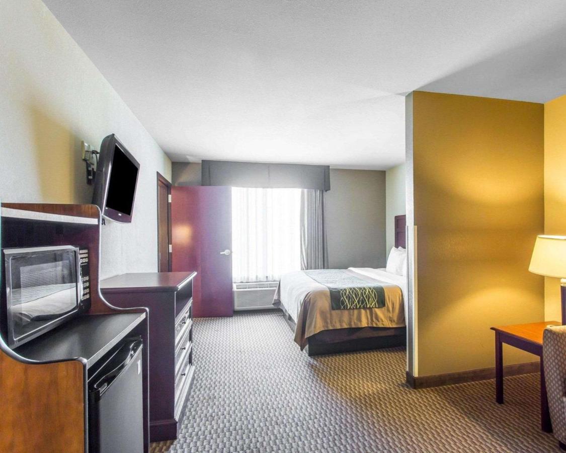 King Suite with Two King Beds - Non-Smoking at Comfort Inn & Suites Madisonville