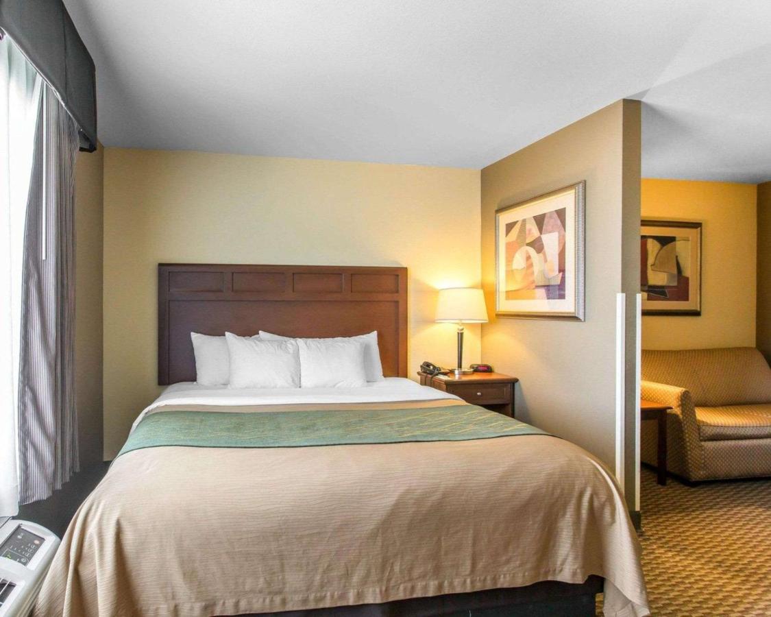 King Suite with Two King Beds - Non-Smoking at Comfort Inn & Suites Madisonville