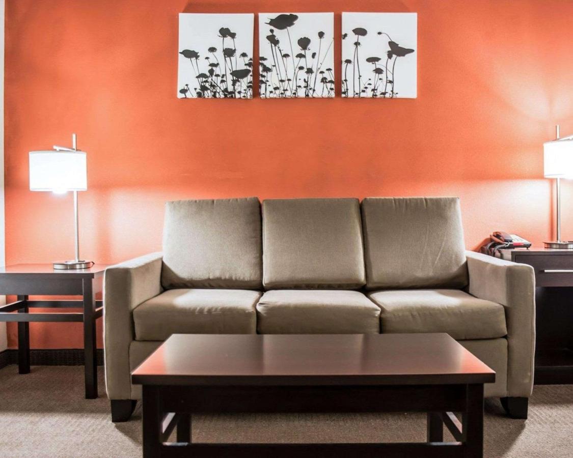 King Suite - Non-Smoking at Sleep Inn & Suites Fort Campbell
