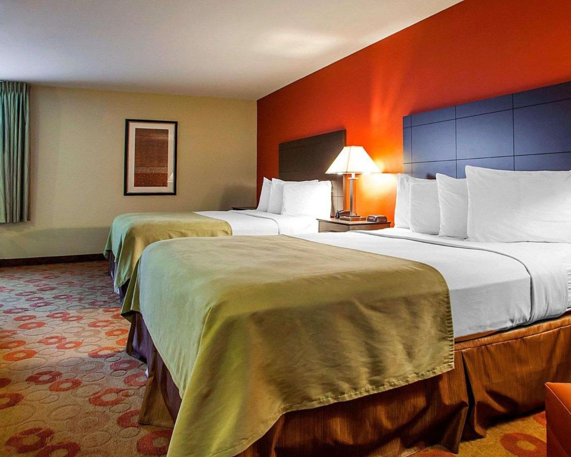 Queen Suite with Two Queen Beds - Accessible/Non-Smoking at Suburban Studios Cedar Falls