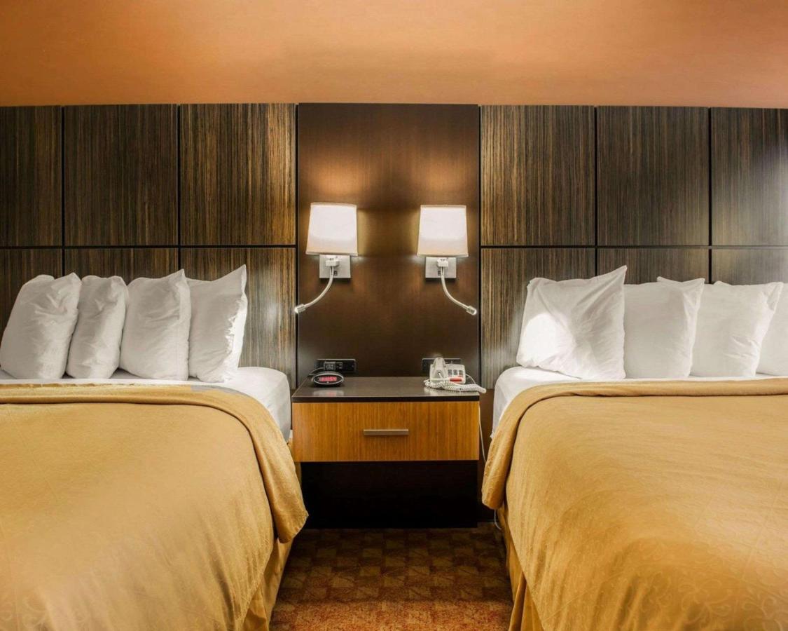Queen Room with Two Queen Beds - Non-Smoking at Quality Inn Franklin I-65