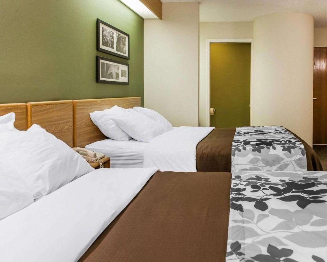 Double Room with Two Double Beds - Non-Smoking at Sleep Inn Elkhart North