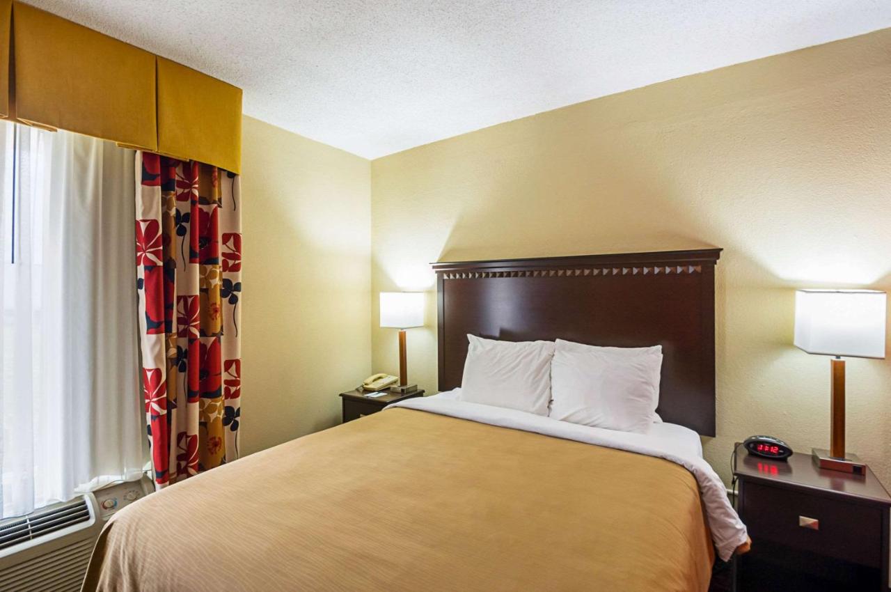Two-Bedroom Family Suite at Quality Inn & Suites Hagerstown