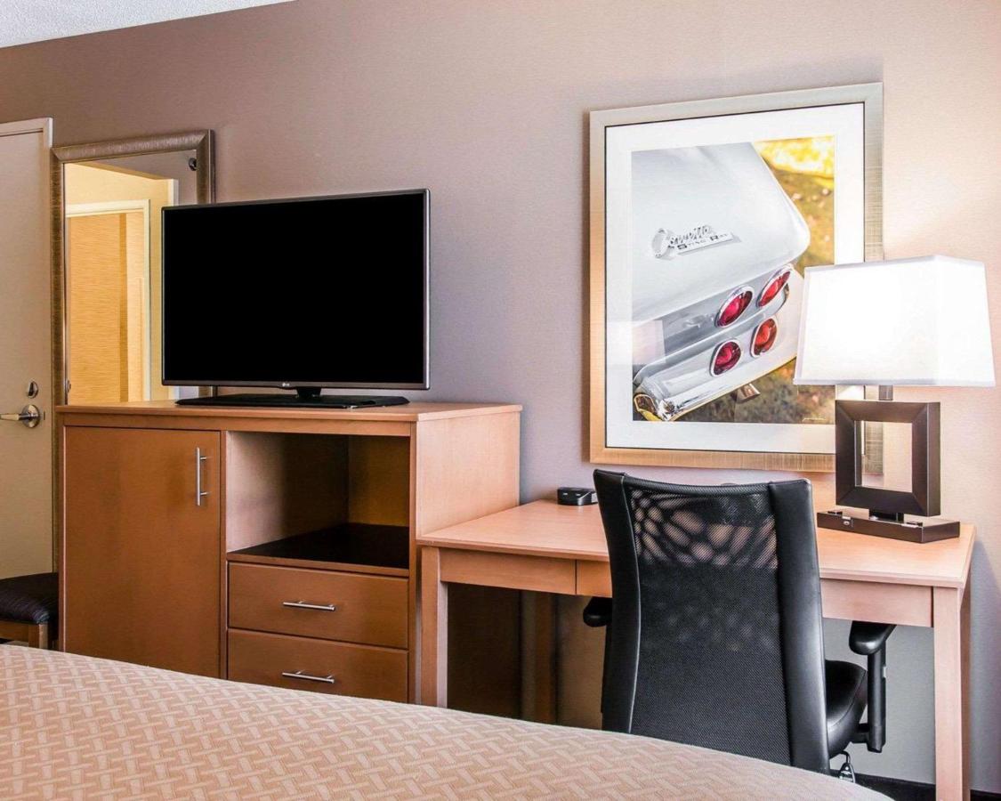 Queen Room with Two Queen Beds - Non-Smoking at Quality Inn & Suites Warren - Detroit