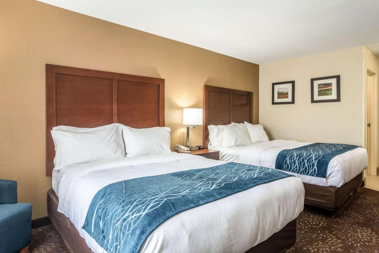 Queen Room with Two Queen Beds - Non-Smoking at Comfort Inn & Suites - Hannibal