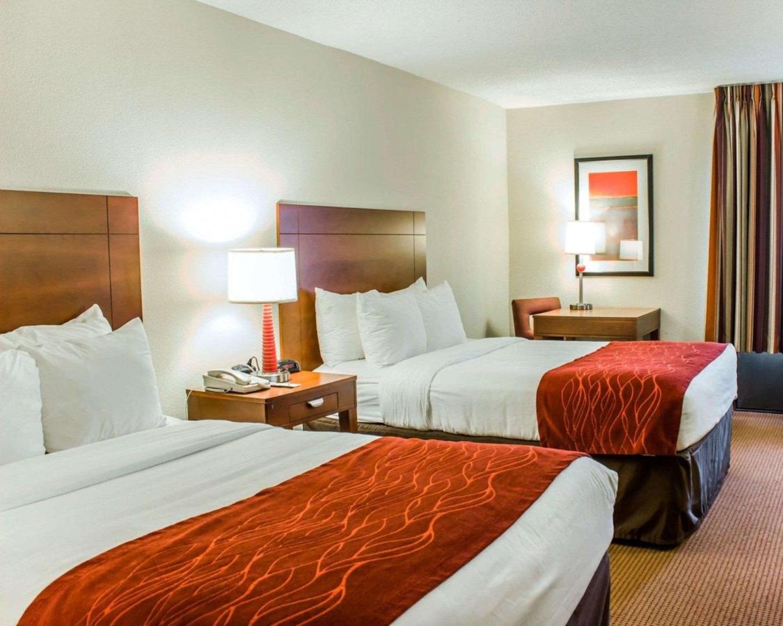 Room #2475715 at Comfort Inn Fayetteville near Fort Bragg
