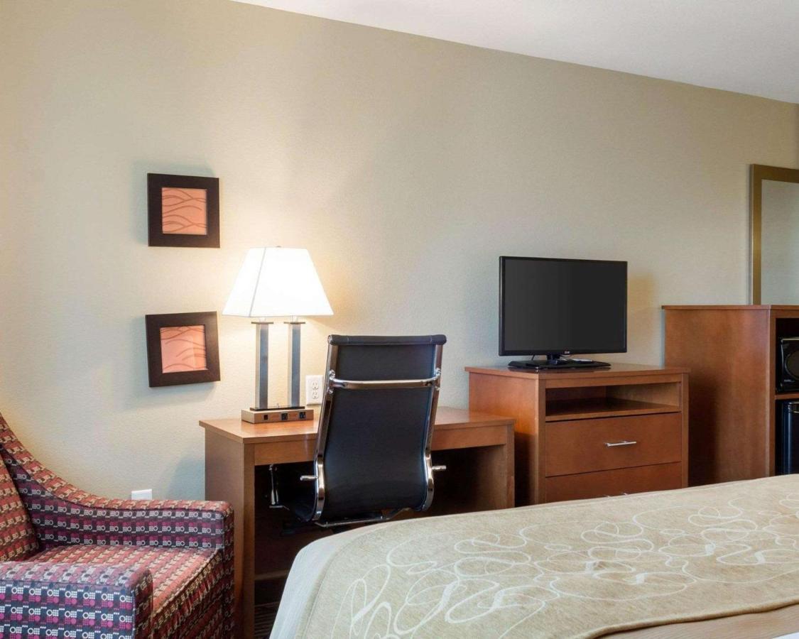 Queen Room with Two Queen Beds at Comfort Inn & Suites Watford City