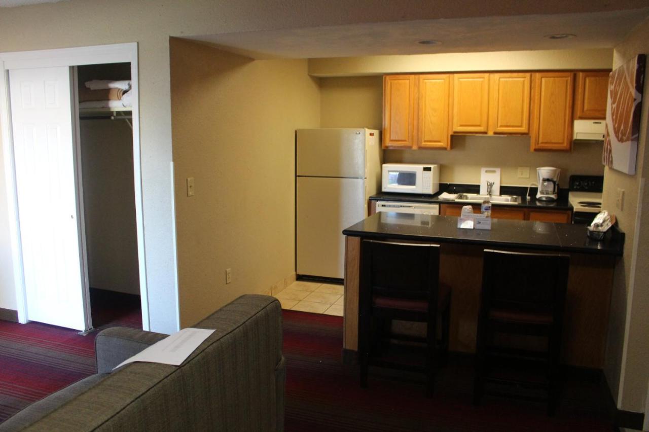 2 Queen Beds, Studio, Suite, Non-Smoking at Hawthorn Suites by Wyndham Wichita East