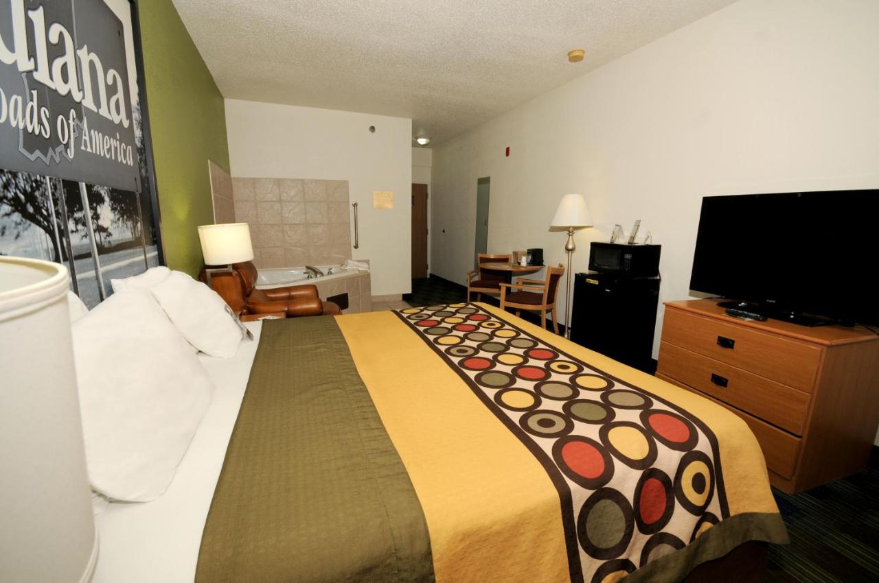 King Studio Suite - Non-Smoking at Super 8 by Wyndham Corydon