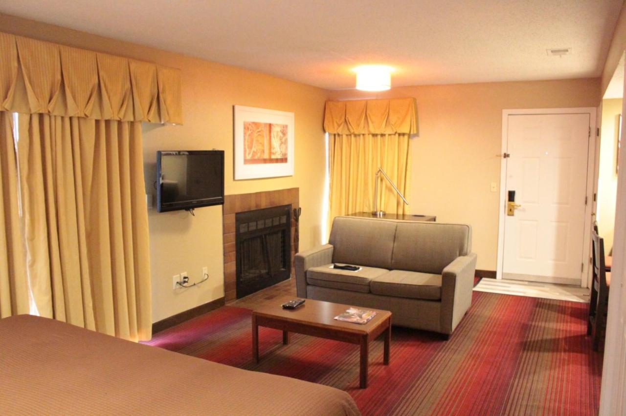 1 King Bed, Studio Suite, Non-Smoking at Hawthorn Suites by Wyndham Wichita East