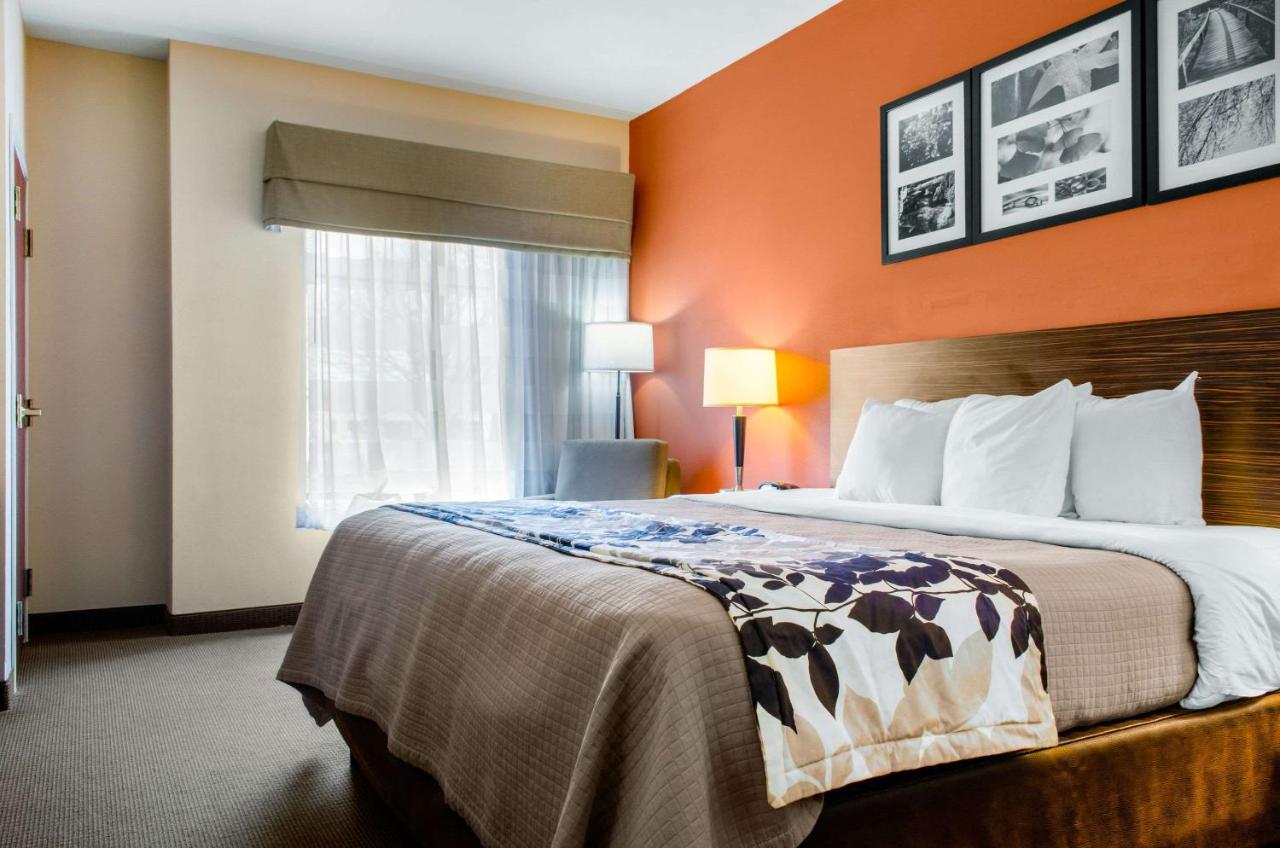 King Room - Accessible/Non-Smoking at Spark by Hilton Montgomery EastChase