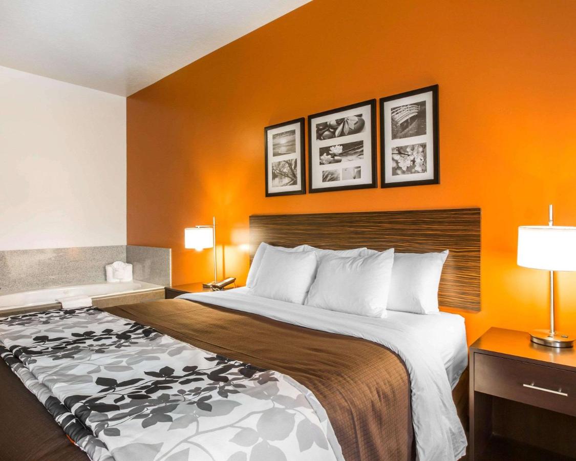 Junior Suite with King Bed - Non Smoking at Sleep Inn & Suites Page at Lake Powell