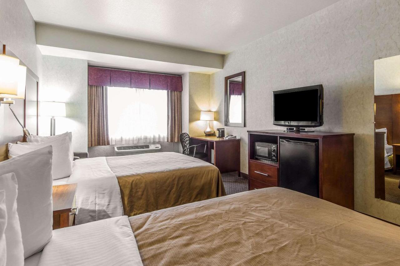 Queen Room with Two Queen Beds - Non-Smoking at Quality Inn