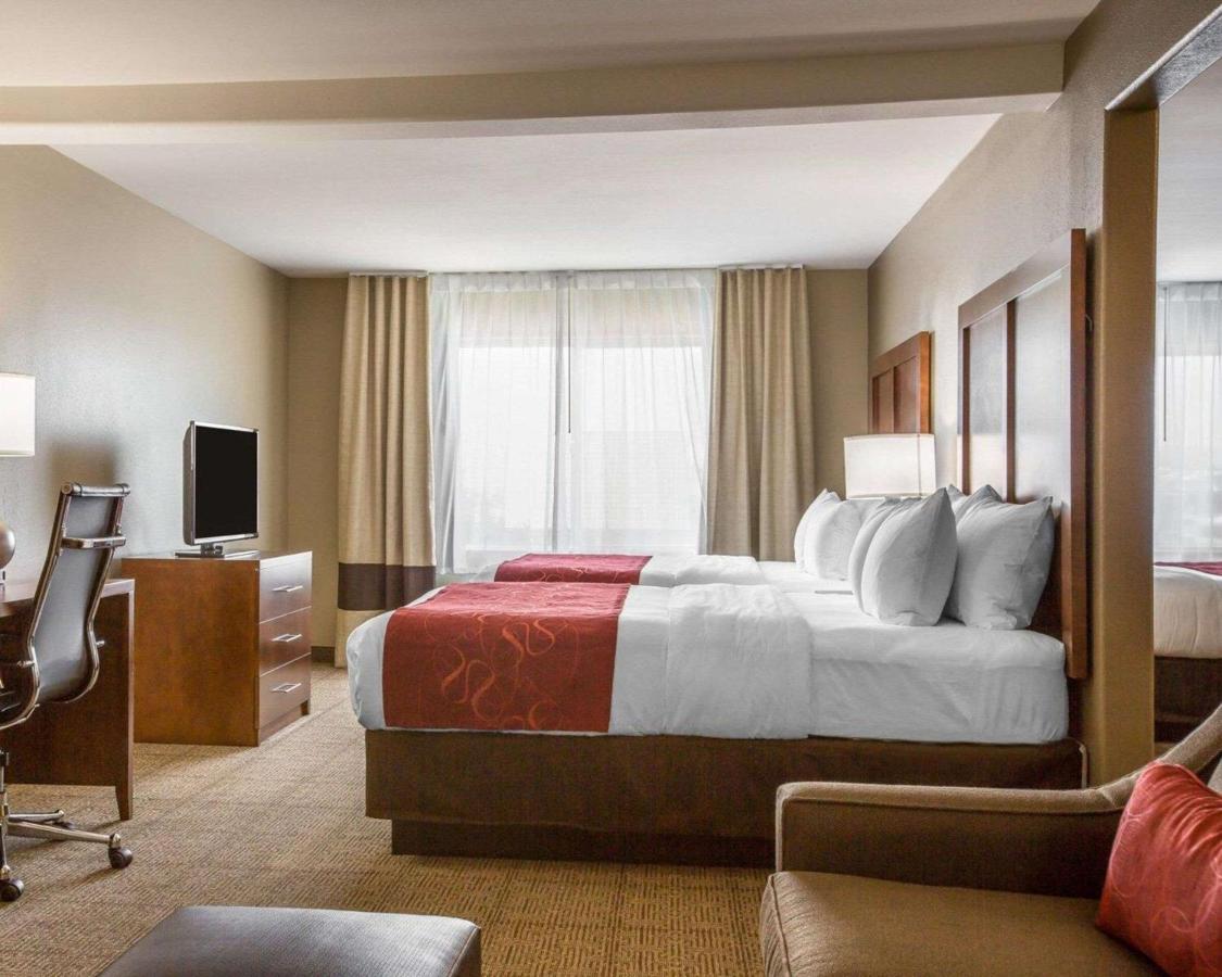 Queen Suite - Non-Smoking at Comfort Suites Victorville-Hesperia