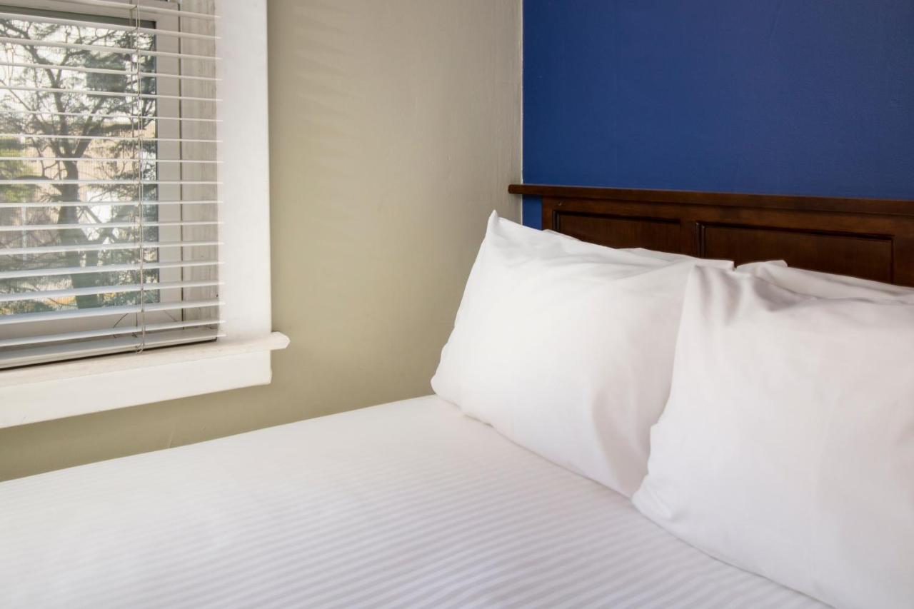 Suite with Kitchenette at Found Hotel San Diego