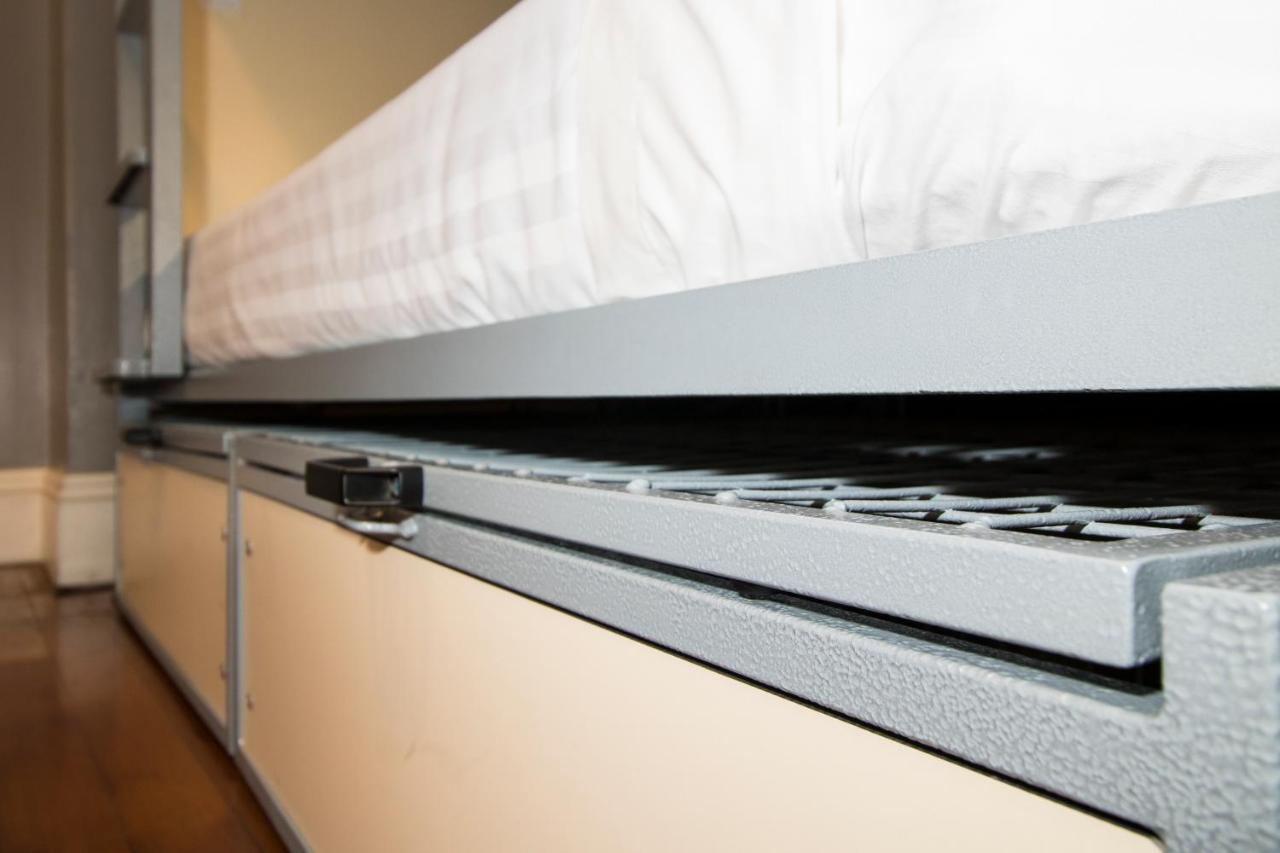 Bed in 6-Bed Mixed Dormitory Room at Found Hotel San Diego
