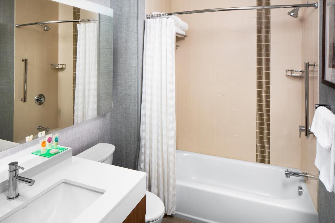 King Room - Disability Access at Hyatt Place Moab