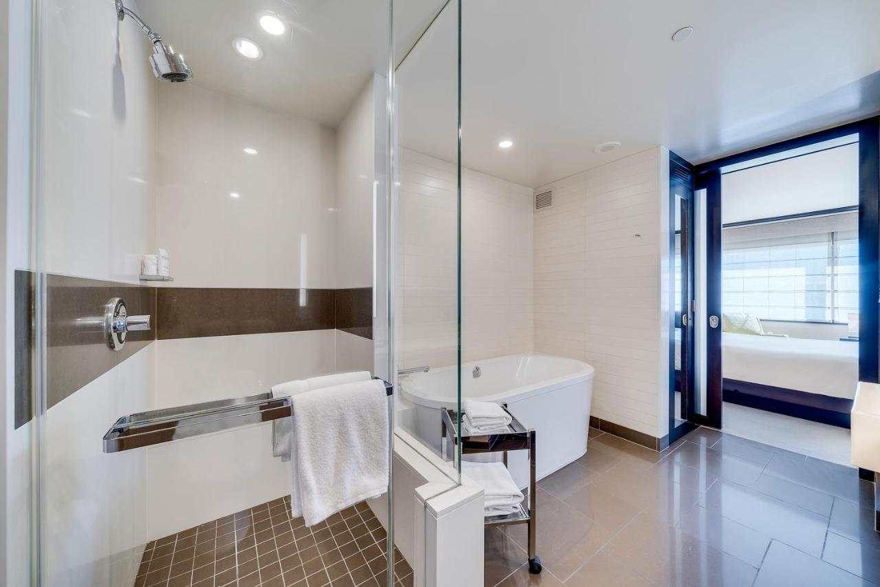 Vdara Studio at Jet Luxury at the Vdara Condo Hotel