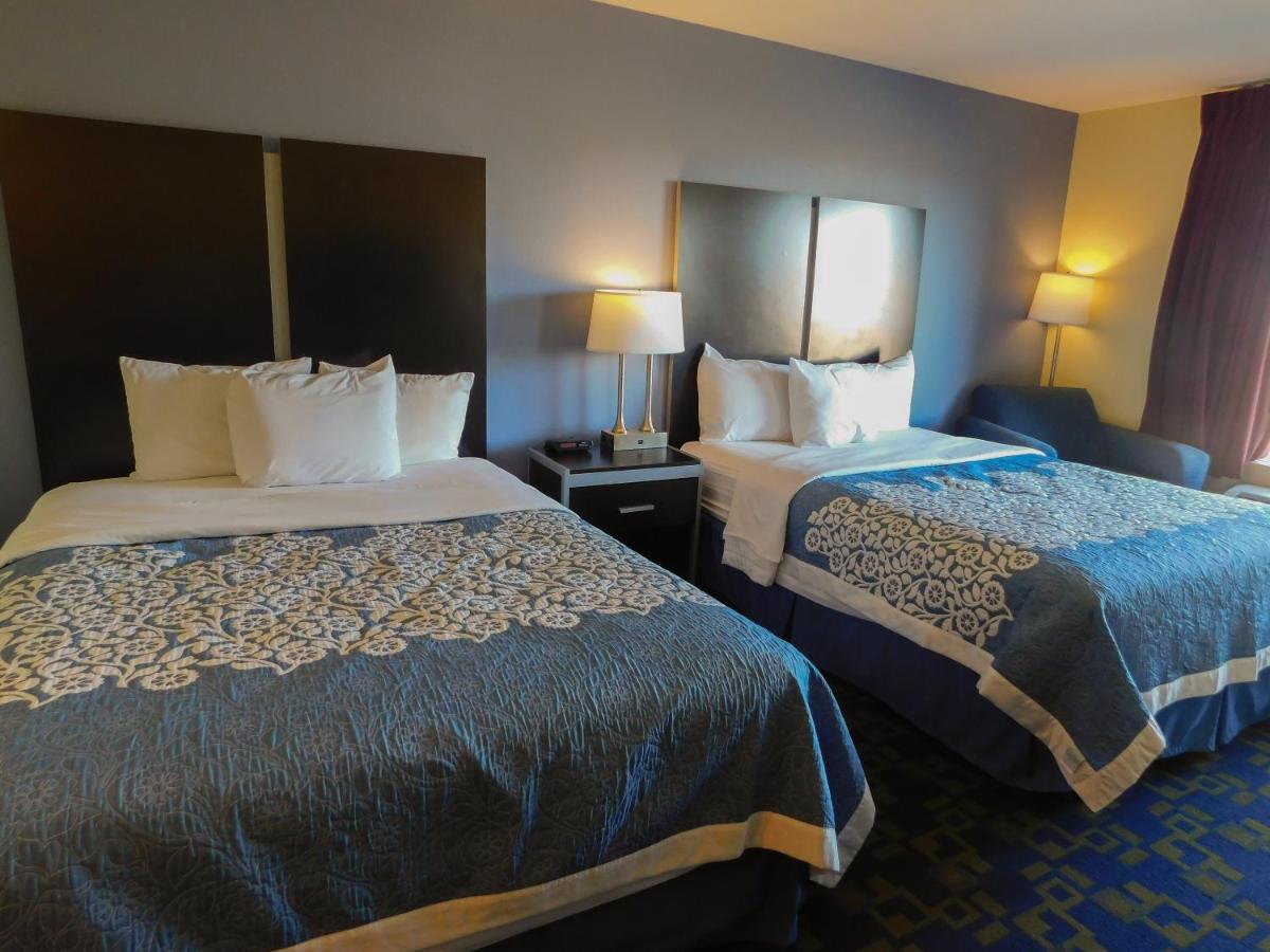 Queen Room with Two Queen Beds - Non-Smoking at Days Inn & Suites by Wyndham Pocahontas