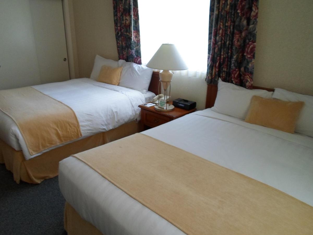 Villa with Two Queen Beds at The Grand Hotel