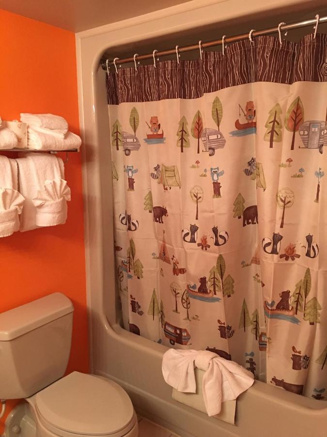 Family Suite at Laughlin River Lodge