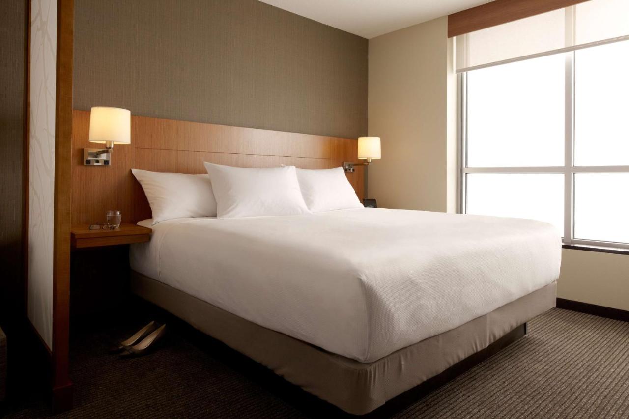 King Room - Disability Access at Hyatt Place Detroit Royal Oak