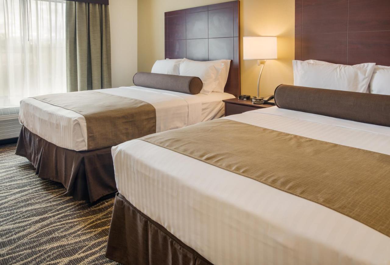 Queen Studio at Cobblestone Inn & Suites - Ashland