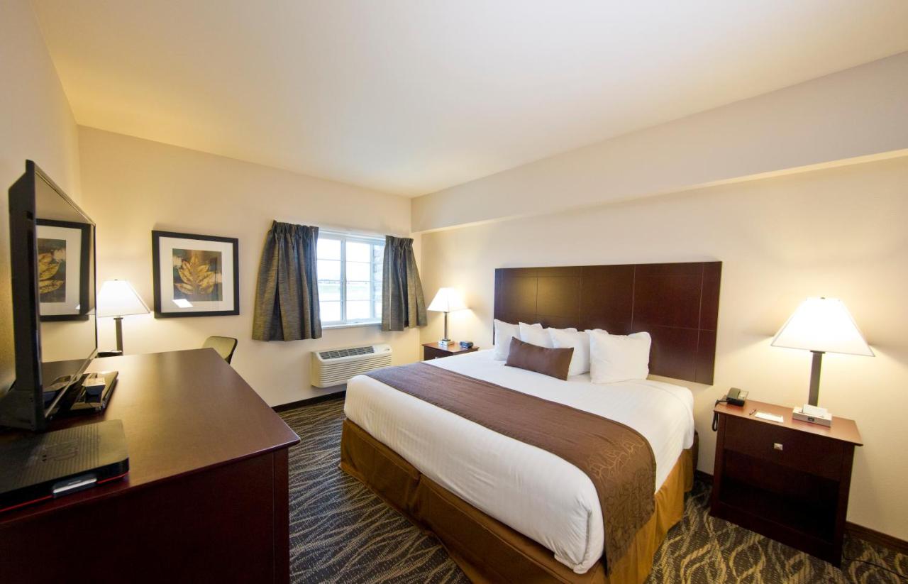 ADA King Room with Shower at Cobblestone Inn & Suites - Boone