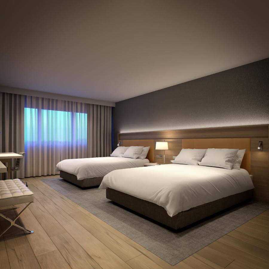 Queen Room with Two Queen Beds - Non-Smoking at Radisson Hotel Phoenix Airport